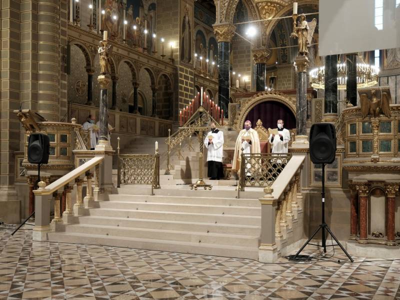 sötétzsolozsma (25).JPG